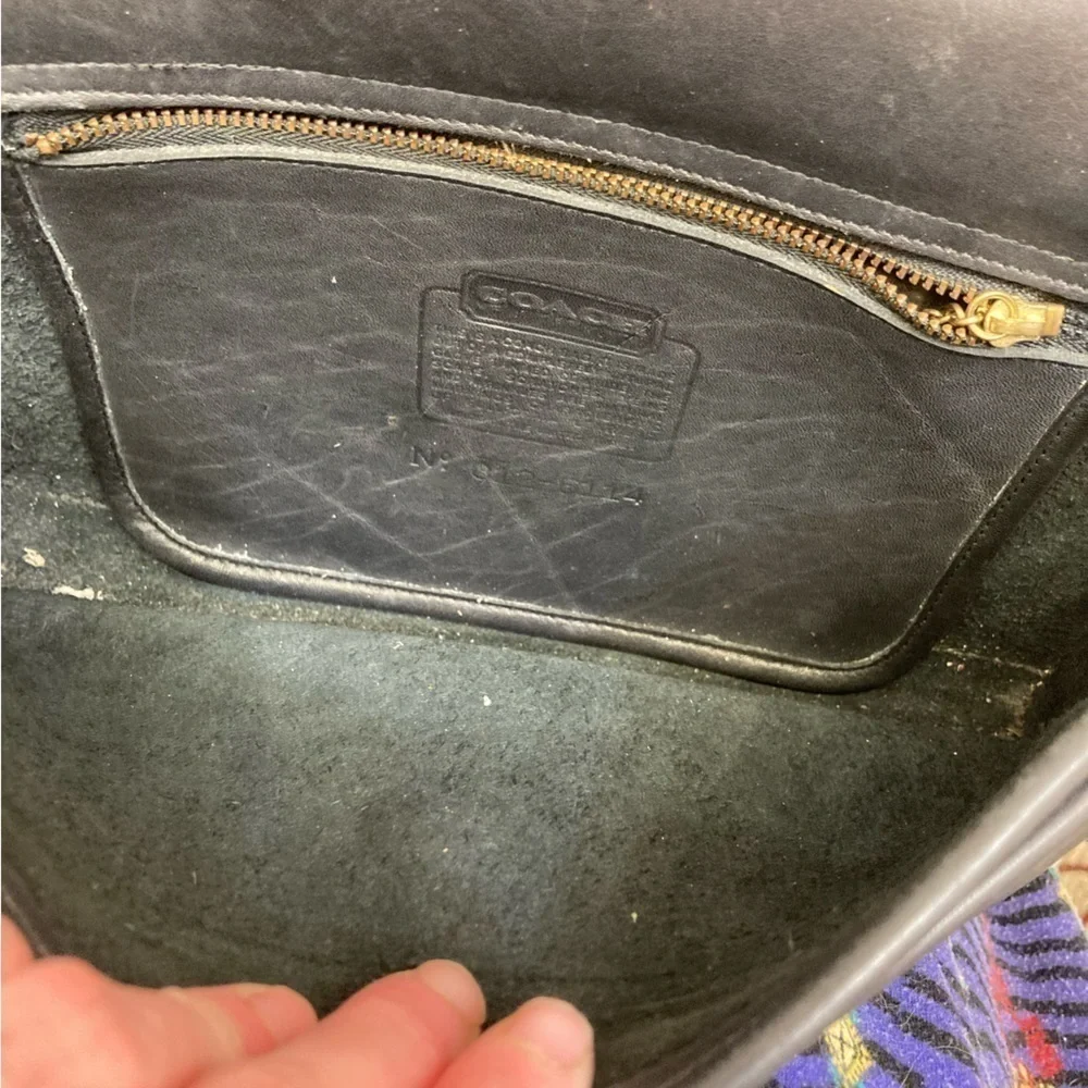 Coach vintage rare black leather avenue shoulder crossbody messenger bag
